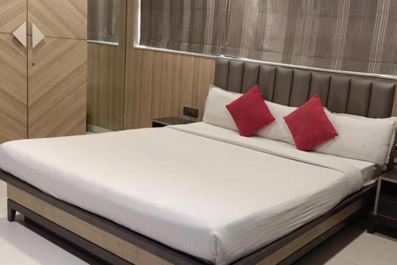 Hotel Pratiksha Residency Navi Mumbai Kültér fotó